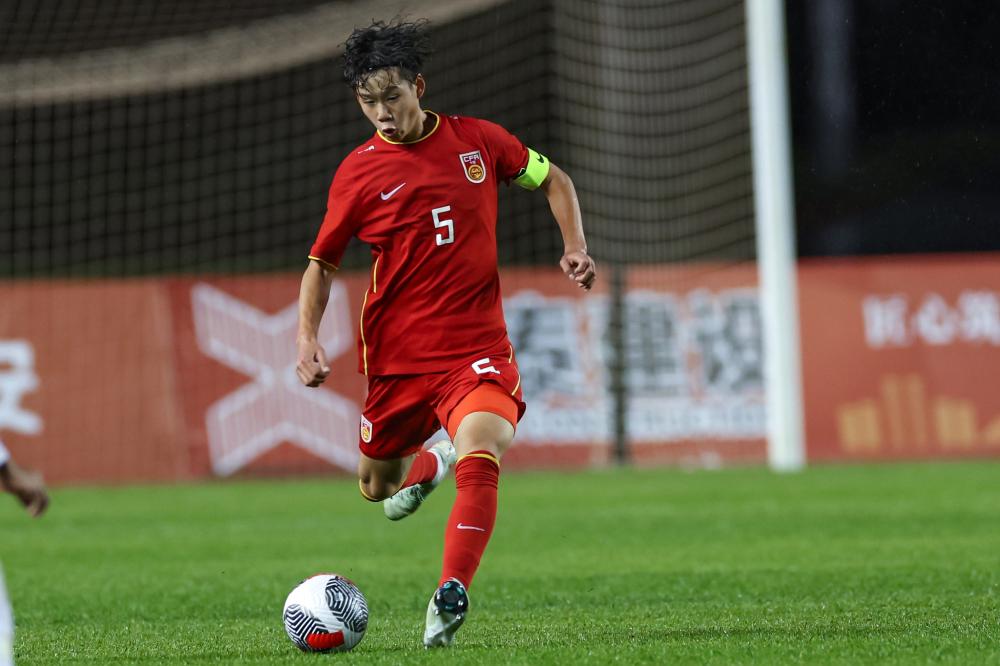 意媒：小斯坦科维奇获比利时联赛十月最佳球员，国米密切关注